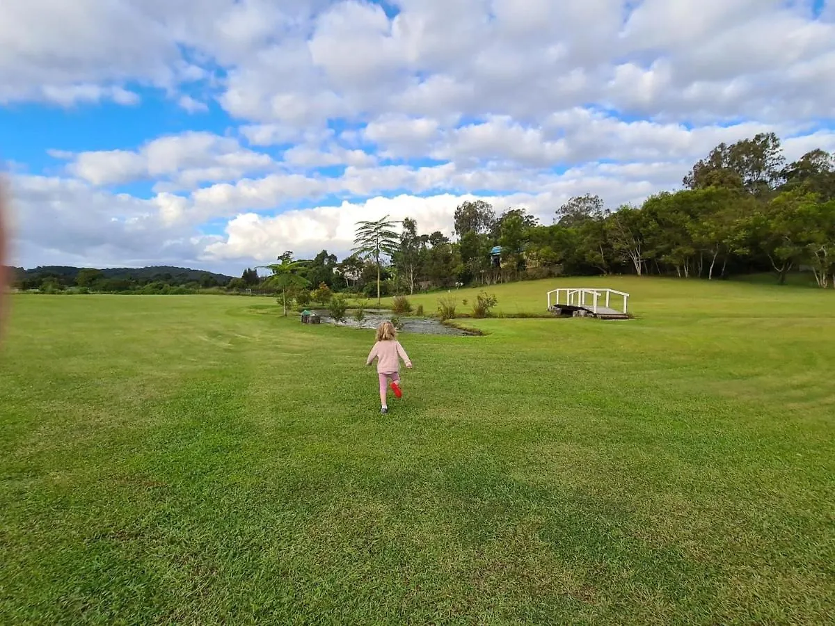 Riverbend Cottage Cabin - Little Heaven 0*, Nambour