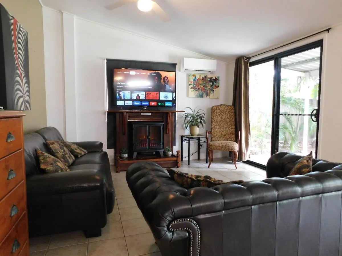 Riverbend Cottage Cabin - Little Heaven 0*, Nambour